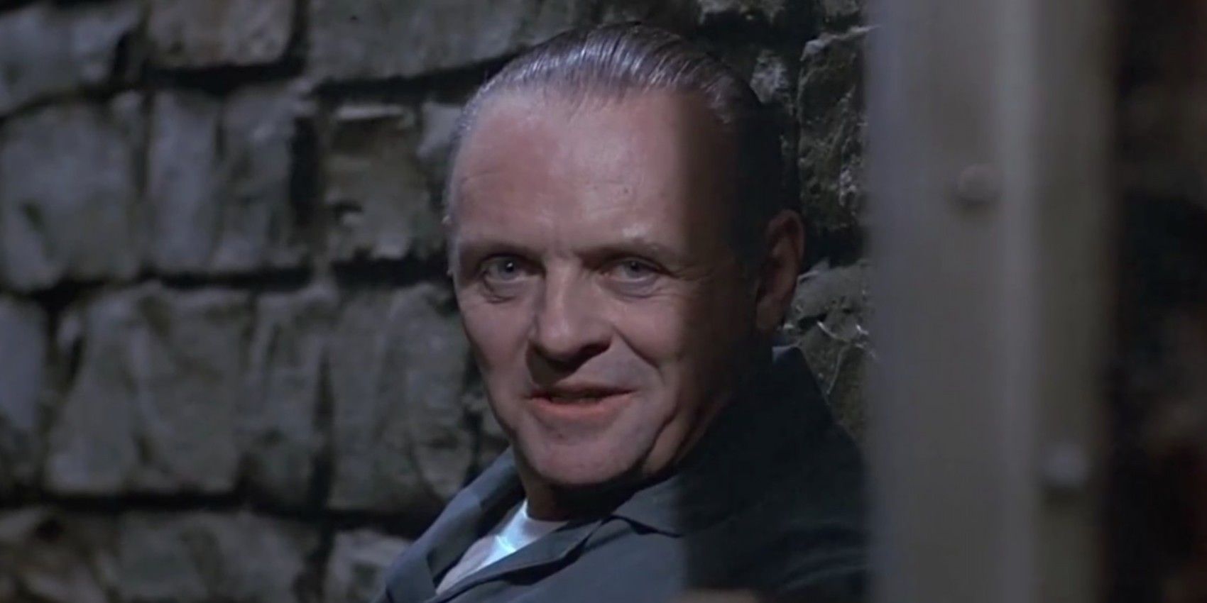 Anthony Hopkins in a jail cell in Silence of the Lambs