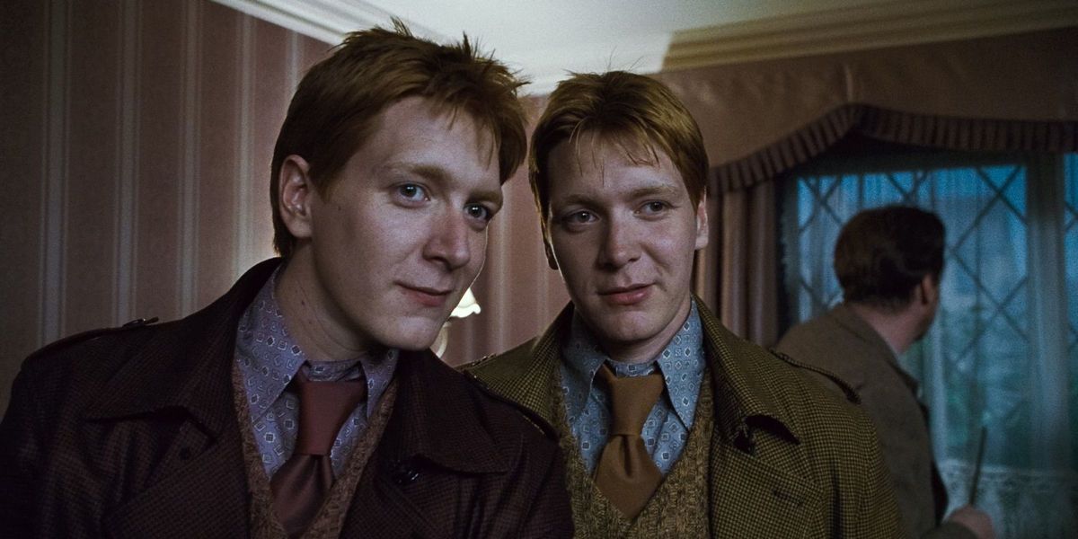 Fred and George Weasley in Harry Potter. 