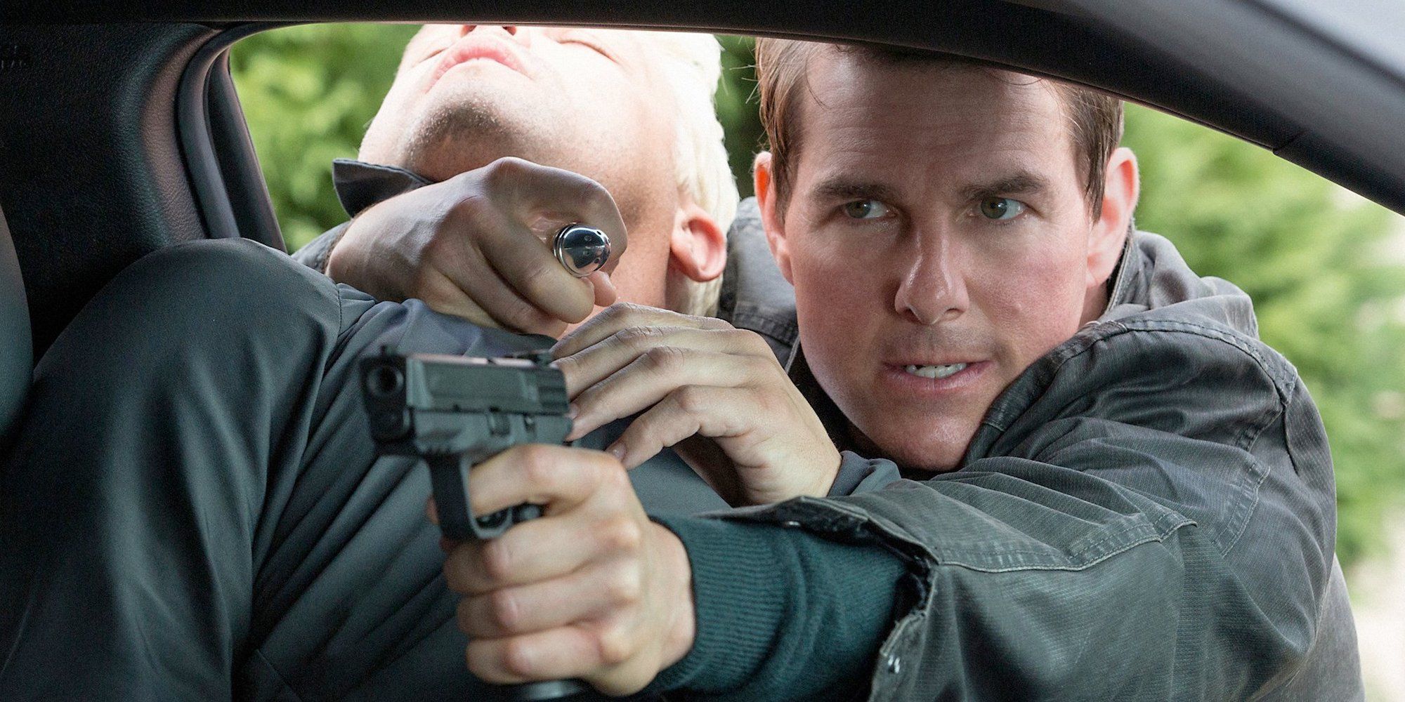 Tom Cruise as Jack Reacher in Never Go Back