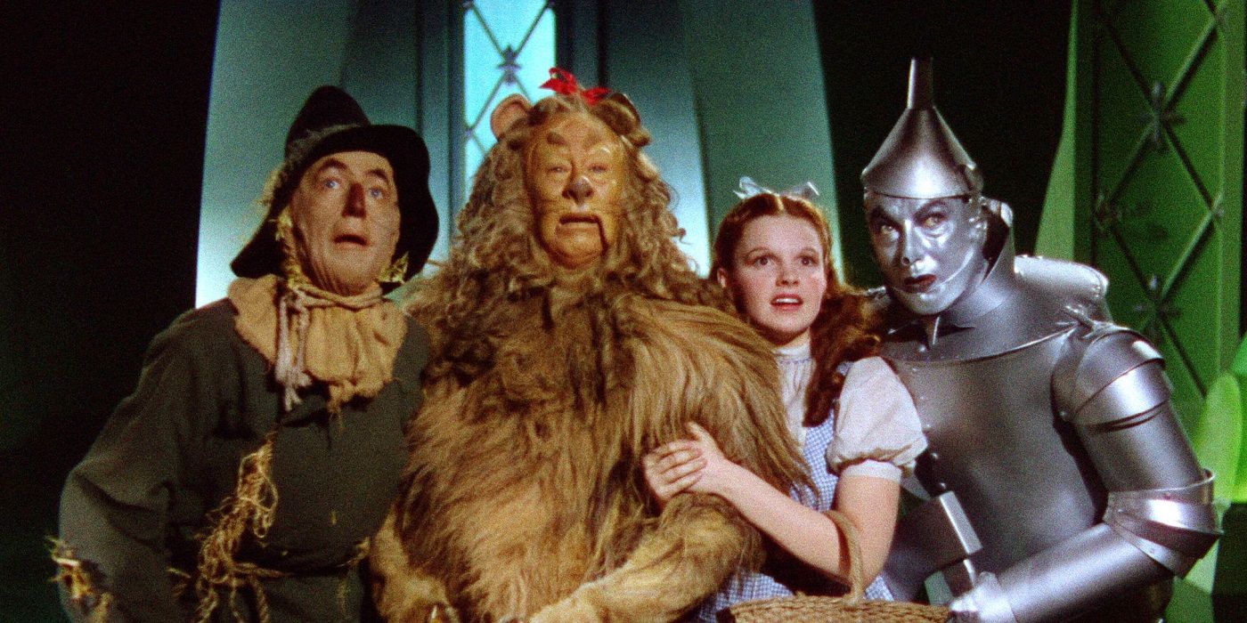 Dorothy Scarecrow Tinman and the Cowardly Lion in Wizrd of Oz