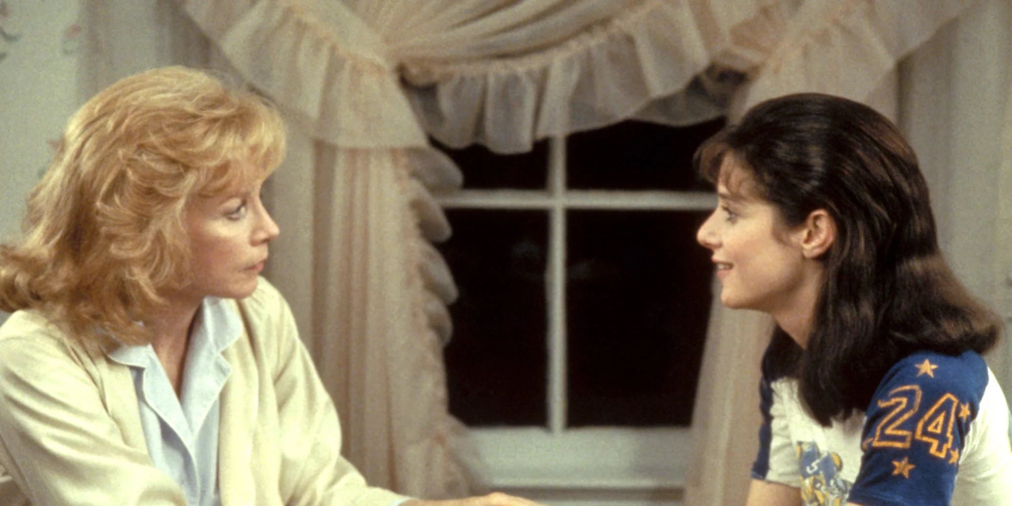 Debra Winger and Shirley MacLane in Terms of Endearment