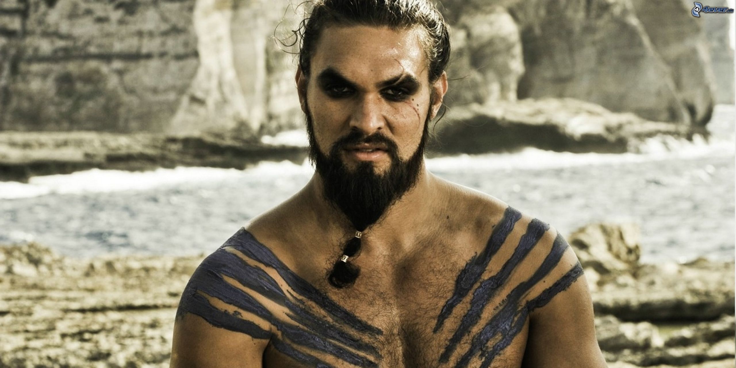 Khal Drogo -Jason Momoa hints at Game Of Thrones return