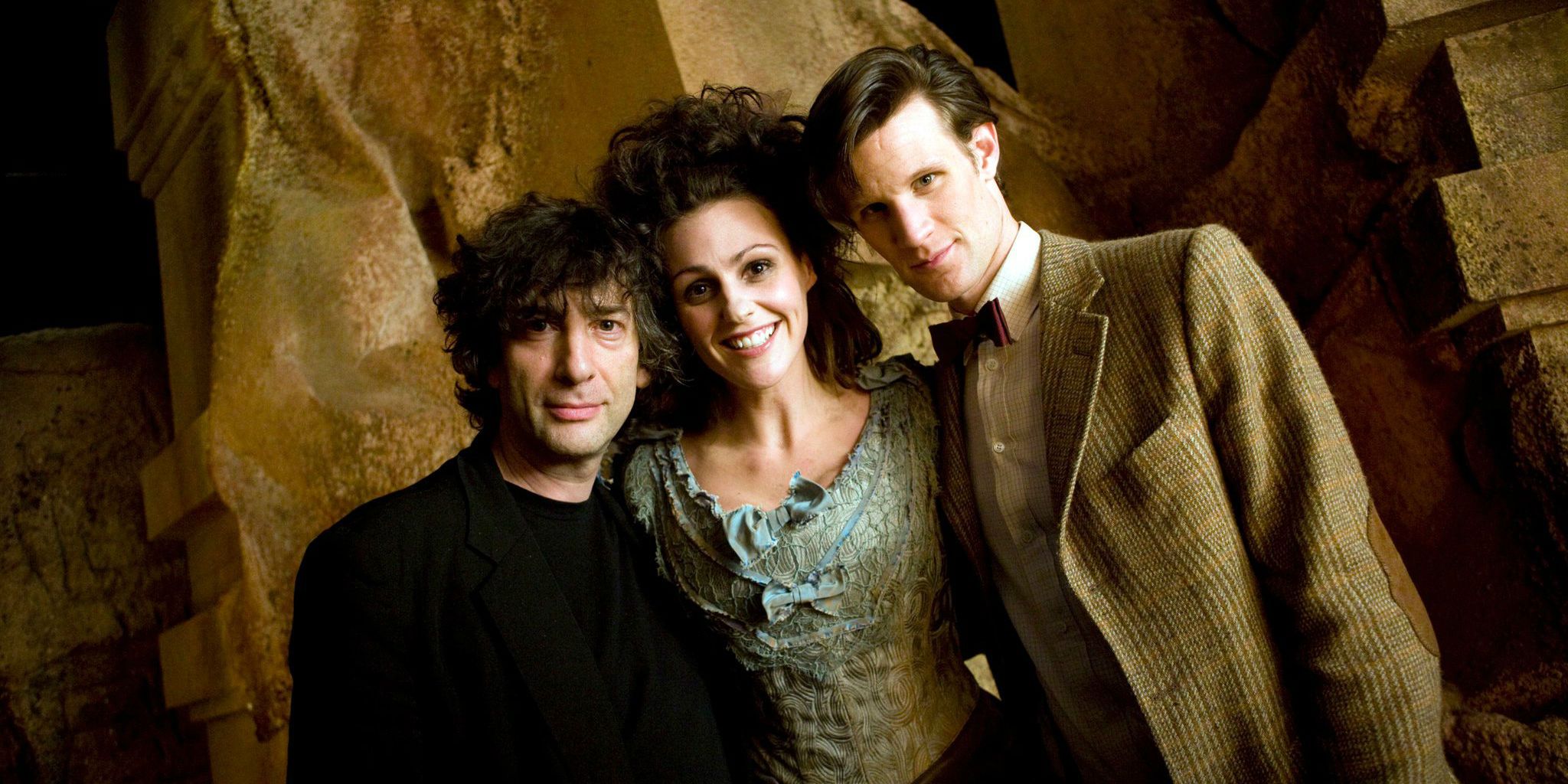 Neil Gaiman and Matt Smith posing for a photo in Doctor Who