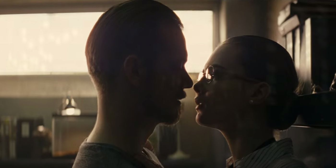 Rick Flag and June Moon kiss in Suicide Squad