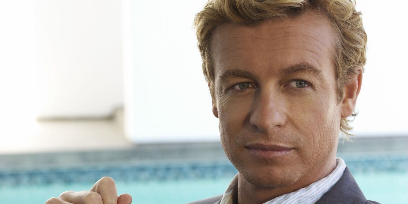 Patrick Jane looking at something in The Mentalist.
