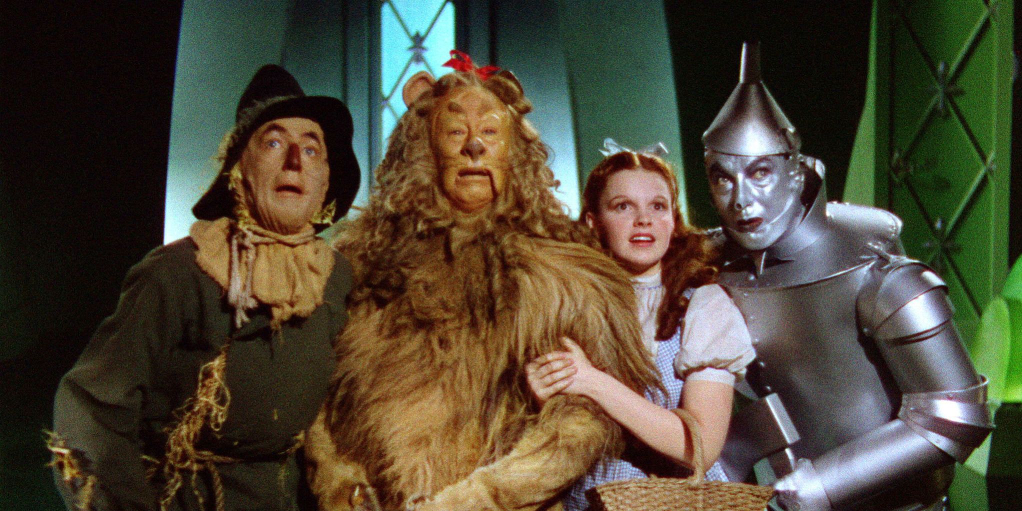 O Espantalho, Leão, Dorothy e Homem de Lata em O Mágico de Oz