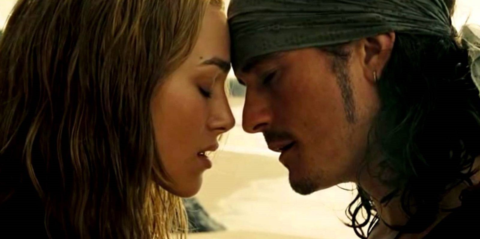 Keira Knightley and Orlando Bloom as Will and Elizabeth - Pirates