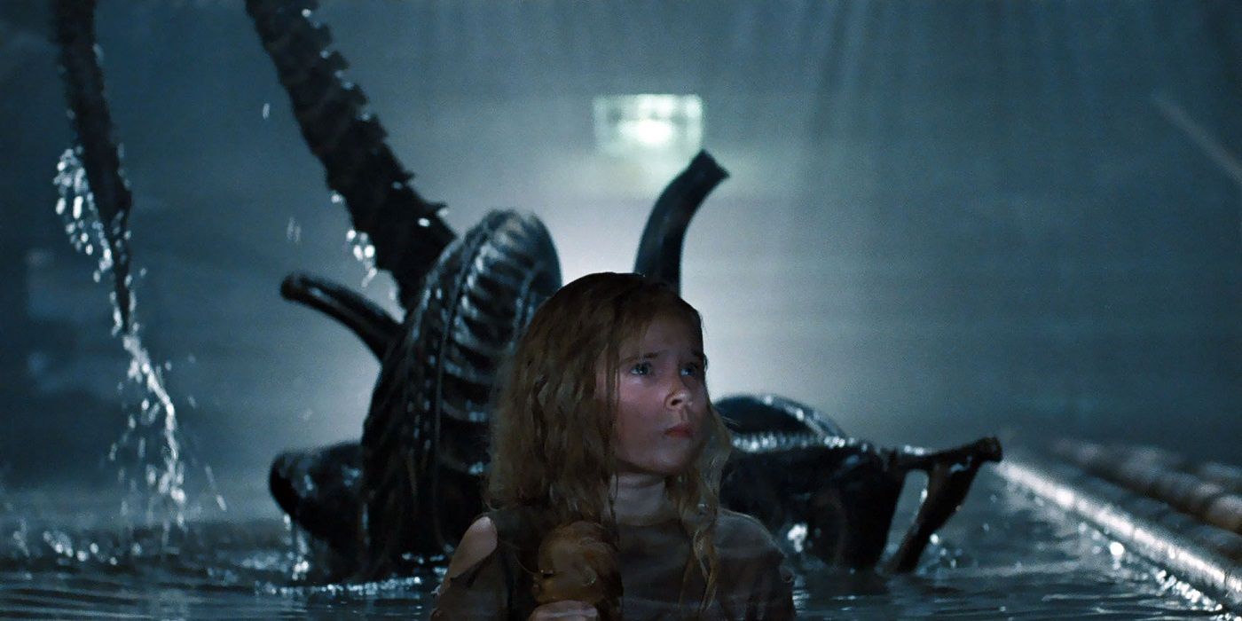 Xenomorph rising from the water in Aliens
