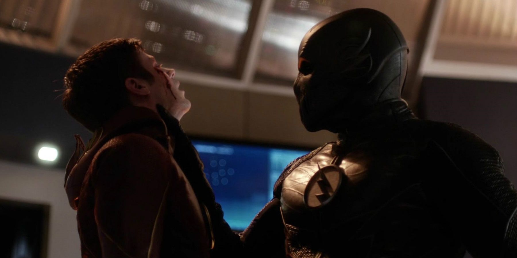 Zoom attacks Barry on The Flash CW