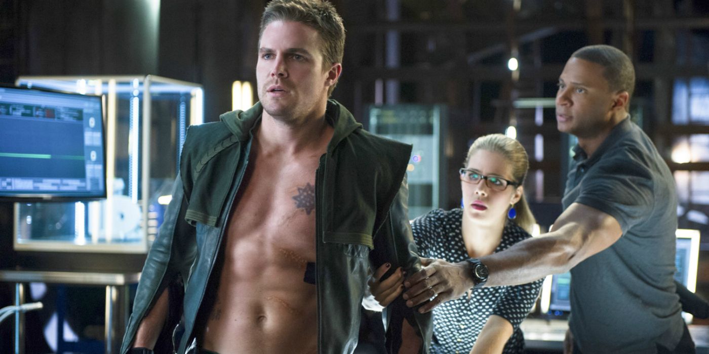Stephen Amell as Oliver Queen in Arrow episode &quot;three Ghosts&quot;