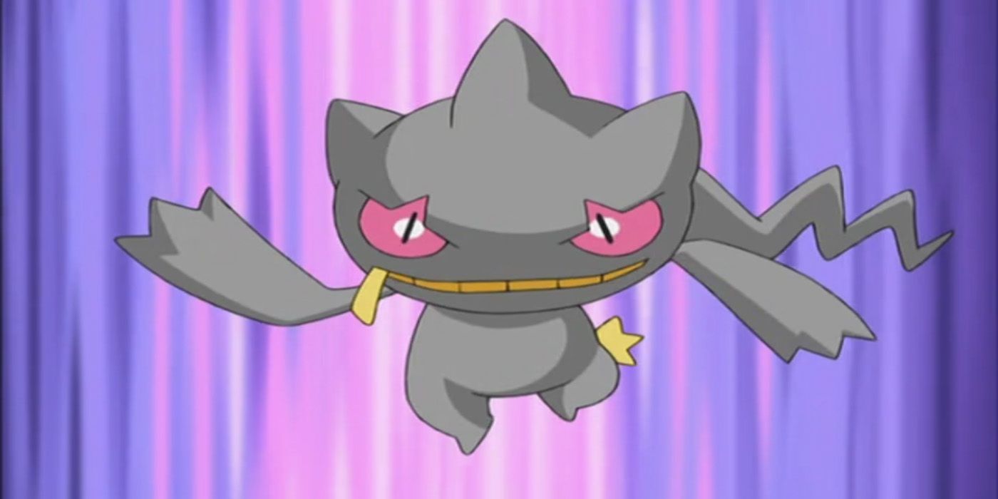 Banette jumping and getting ready to attack