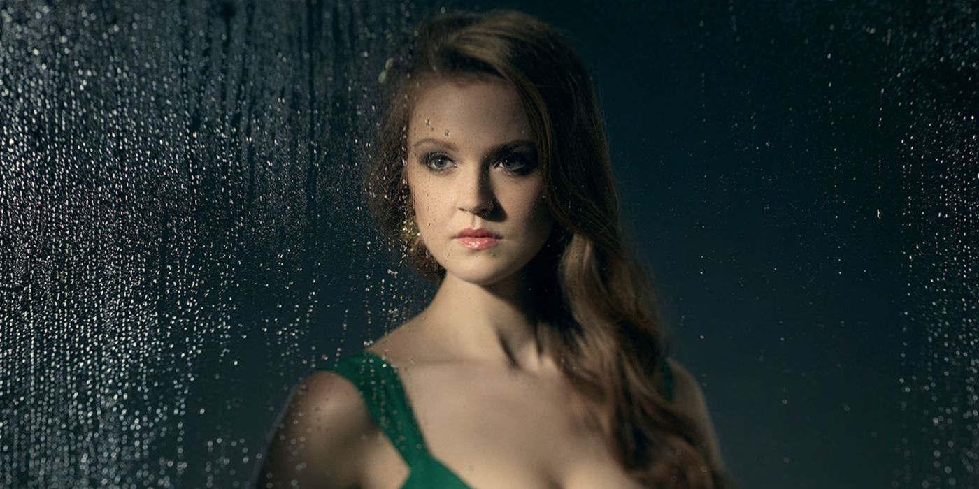 Gotham: 15 Powers You Didn't Know Poison Ivy Had