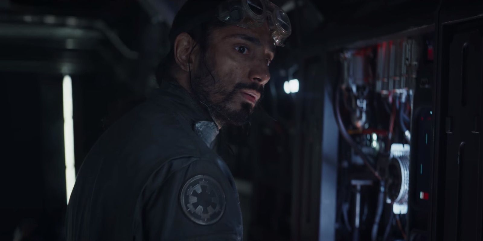 riz ahmed in rogue one star wars