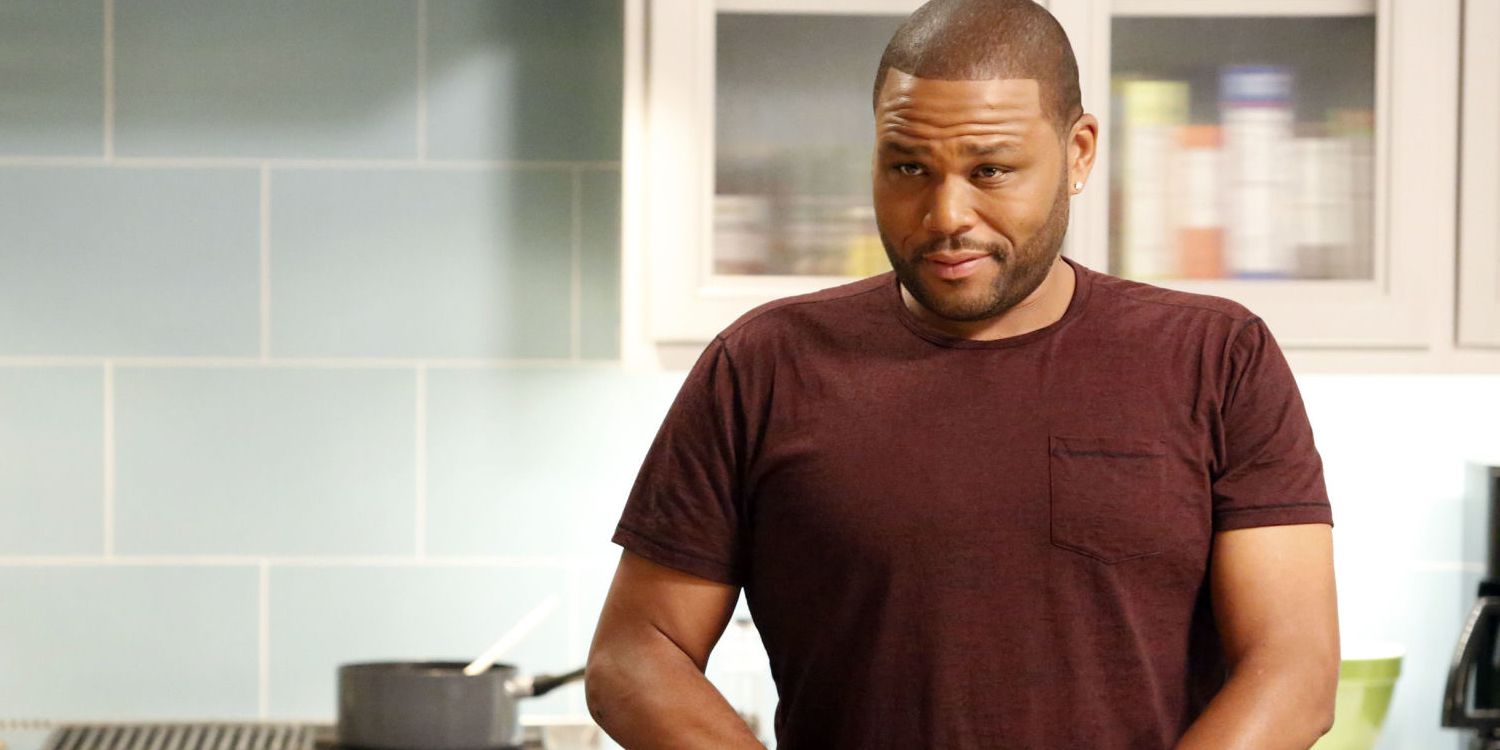 Anthony Anderson in black-ish
