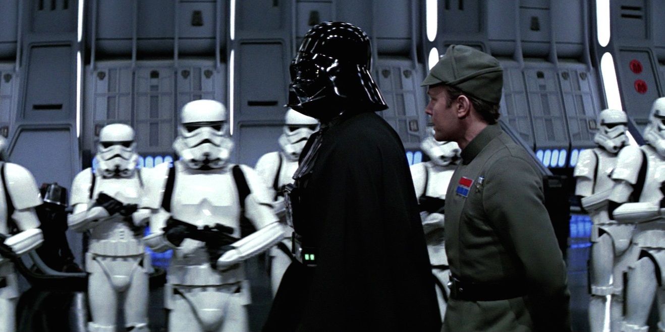 Darth Vader and Commander Jerjerrod in Star Wars Return of the Jedi