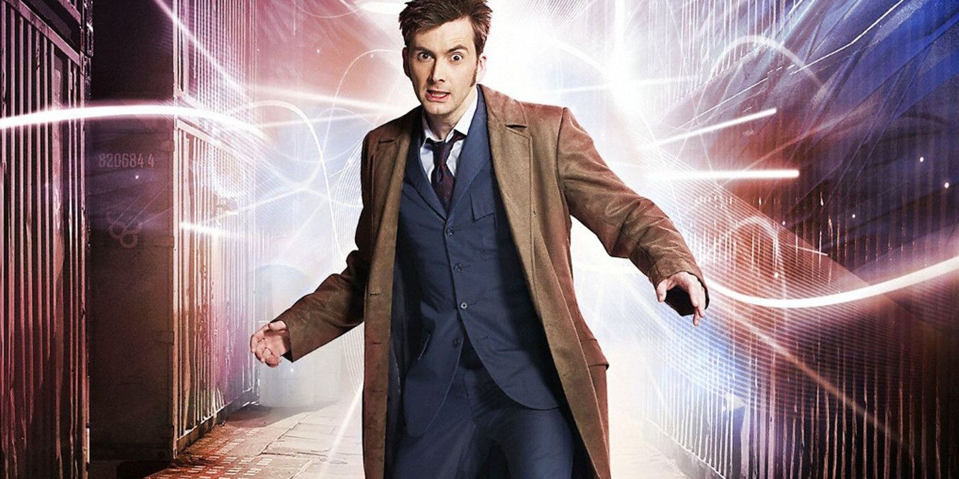David Tennant poses as the Tenth Doctor in a corridor.