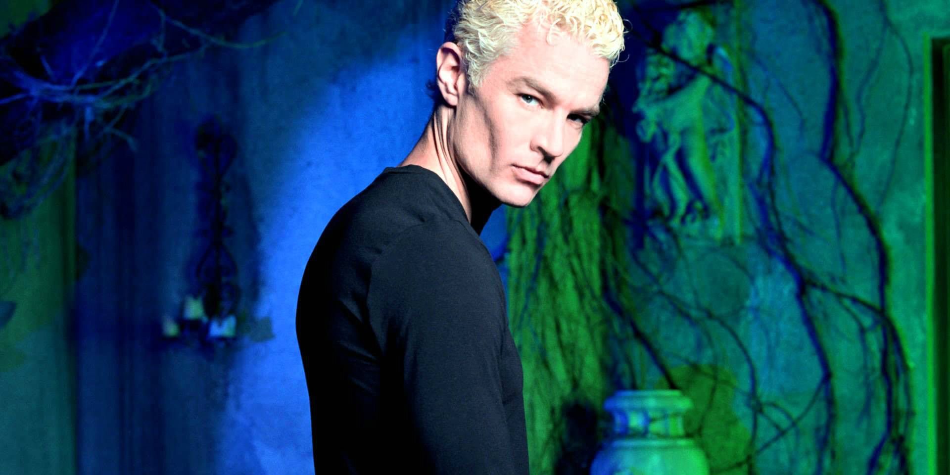 Spike looking at the camera in Buffy the Vampire Slayer
