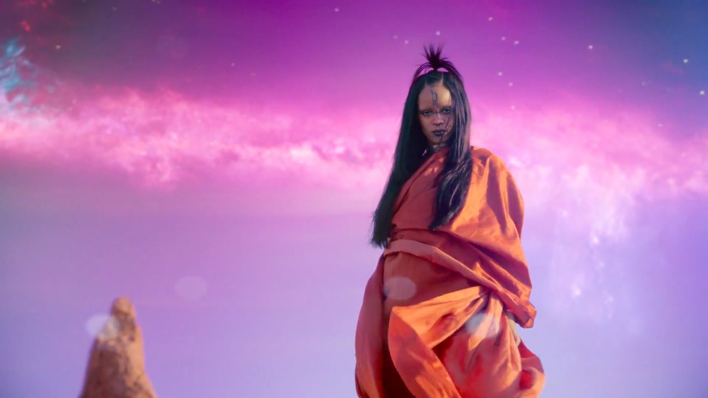 Rihanna in Sledgehammer music video for Star Trek