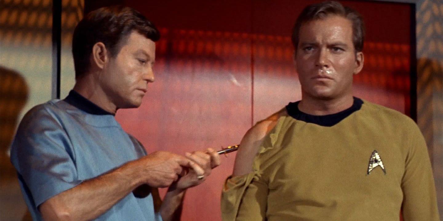 McCoy gives Kirk hypospray - Star Trek