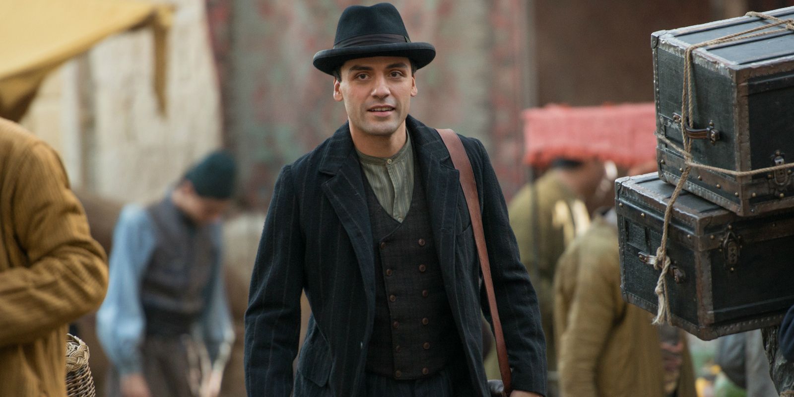 Oscar Isaac as Mikael Boghosian in The Promise