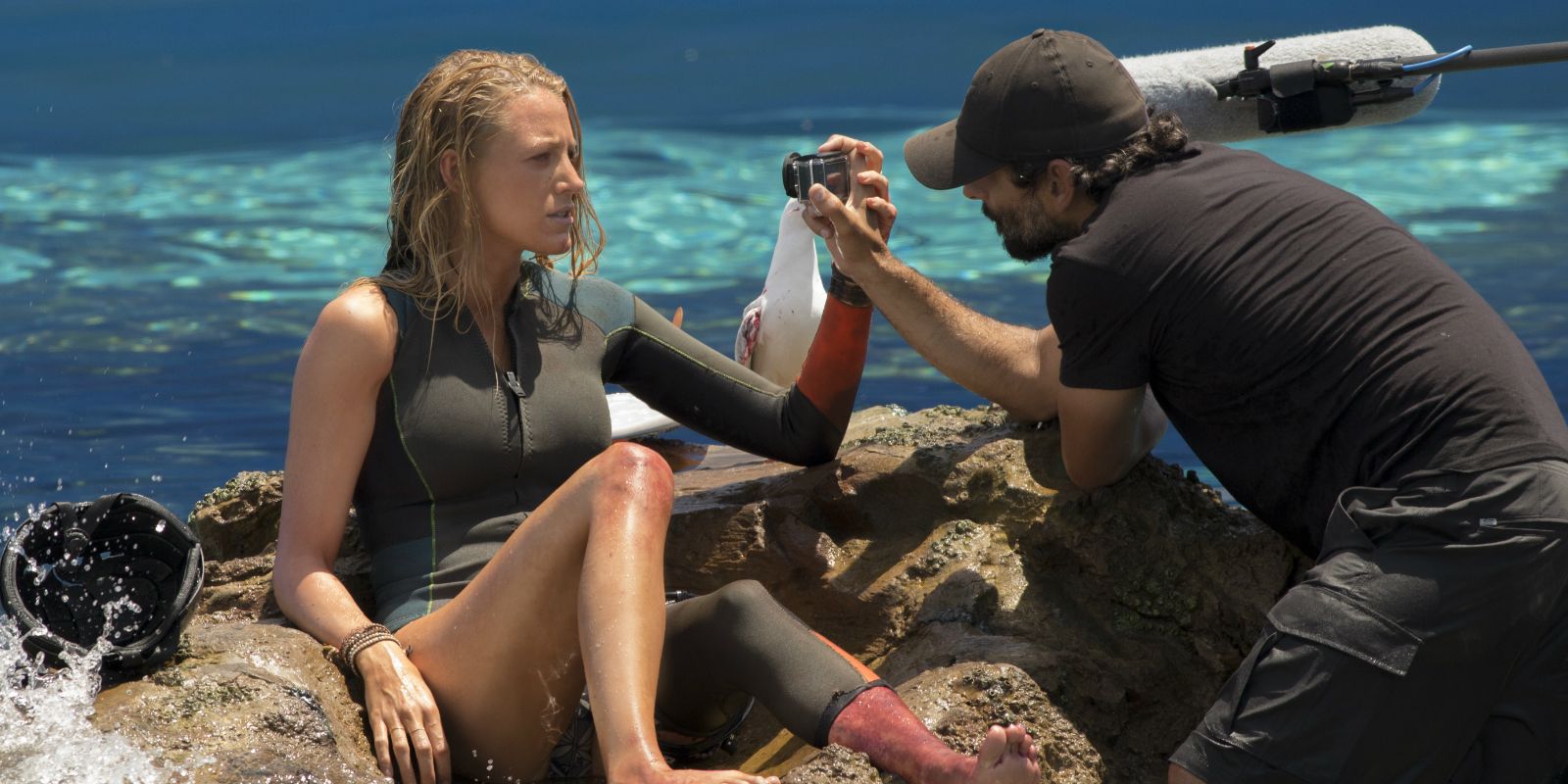The Shallows - Blake Lively, Steven Seagull and Jaume Collet-Serra