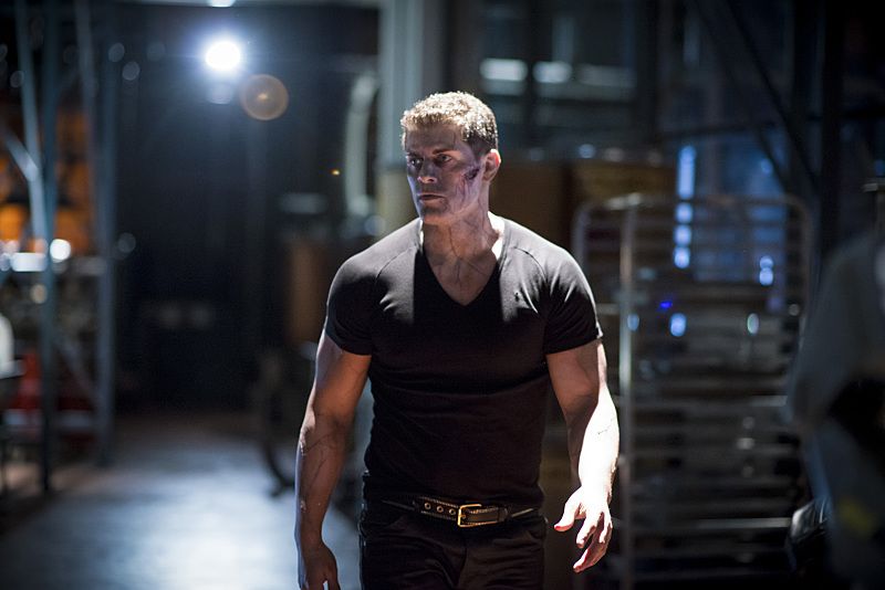 Cody Rhodes as Derek Sampson in Arrow Season 5 Episode 3