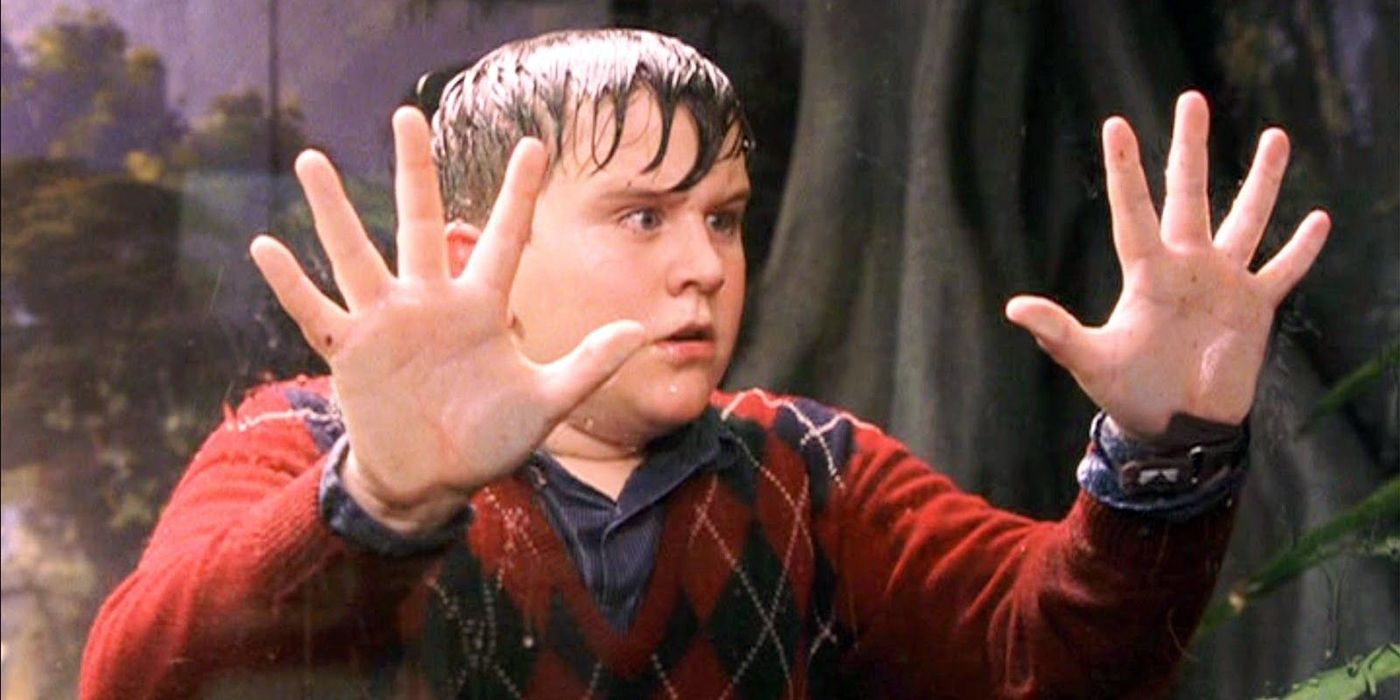 Dudley Dursley stuck in the snake enclosure in Harry Potter.