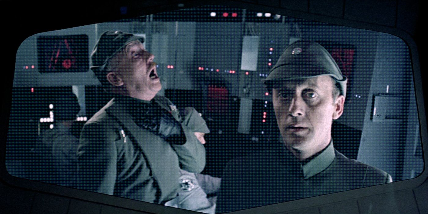 Star Wars: Darth Vader Force chokes Admiral Ozzel and promotes Piett to Admiral