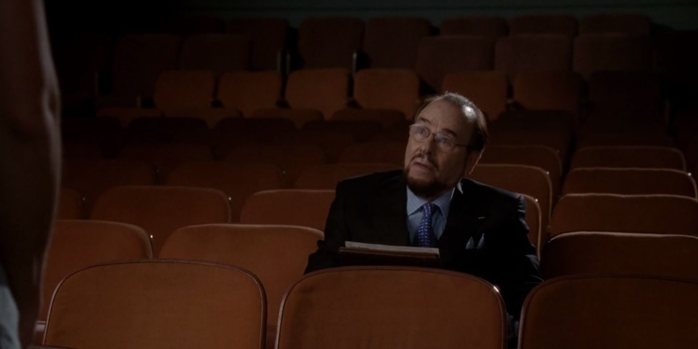 James Lipton on an empty auditorium in Glee