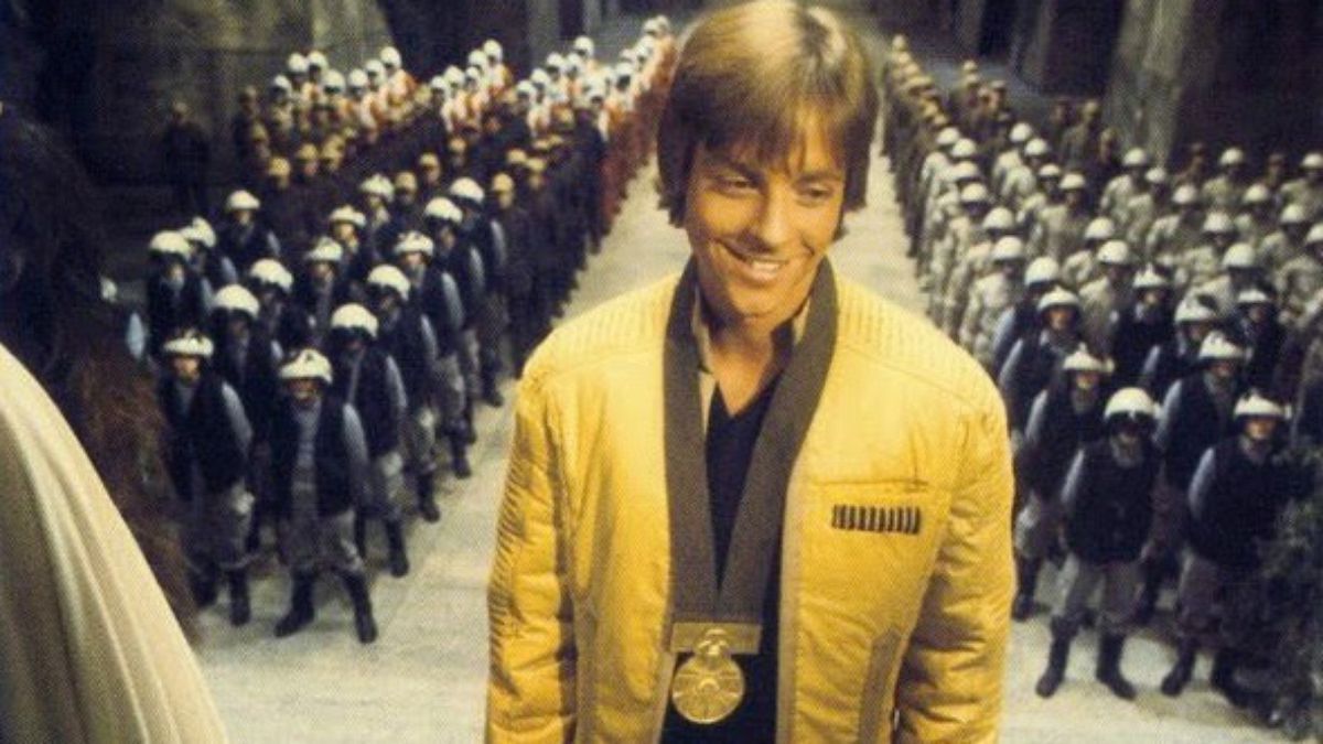Luke Skywalker Awards Ceremony scene in Star Wars: A New Hope