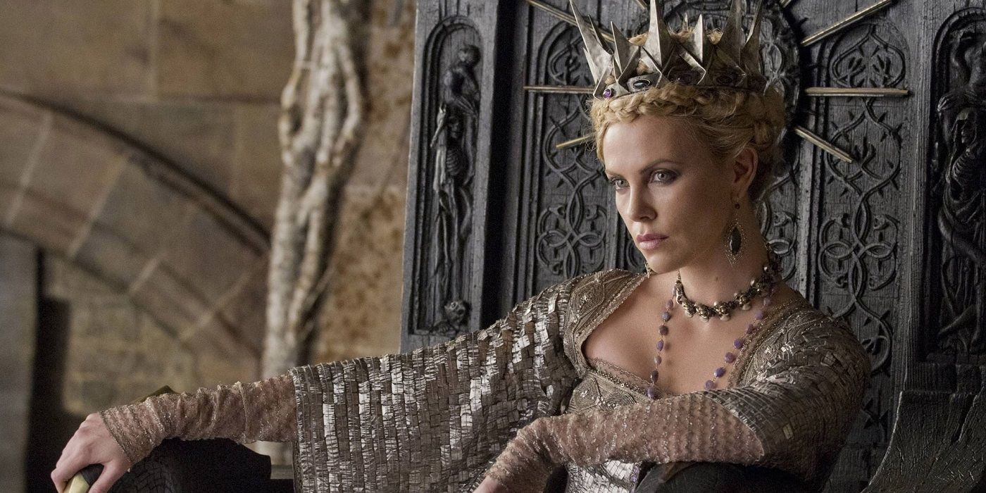 Queen Ravenna in Snow White and the Huntsman