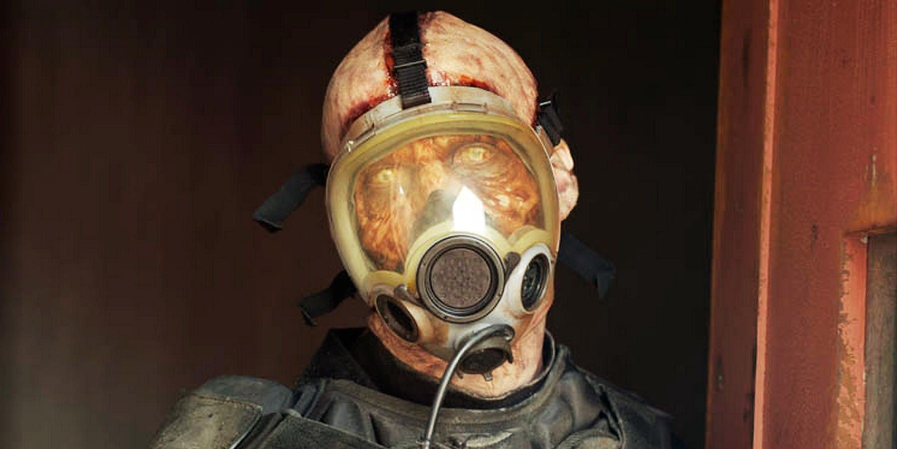 Walking Dead Gas Mask Zombie