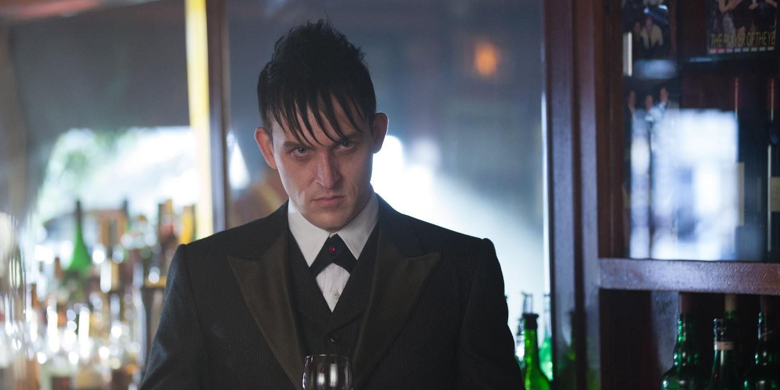 Gotham: Penguin & Riddler Actors Discuss Their Characters’ ‘Romance’