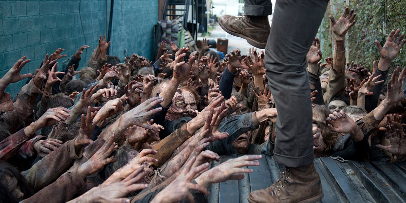 Walking Dead Zombies Outnumber Humans