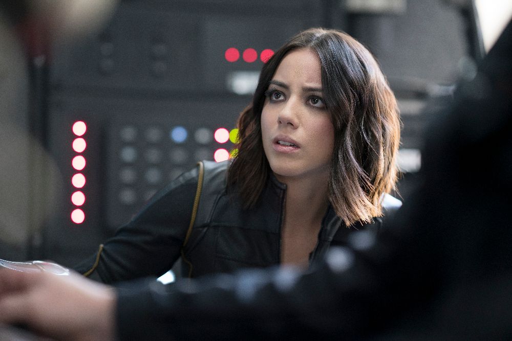CHLOE BENNET - Agents of SHIELD Season 4 Episode 8 Photo - The Laws of Inferno Dynamics