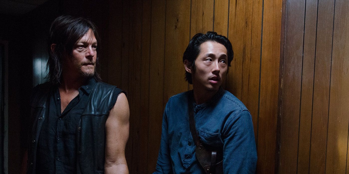Daryl and Glenn working together on The Walking Dead