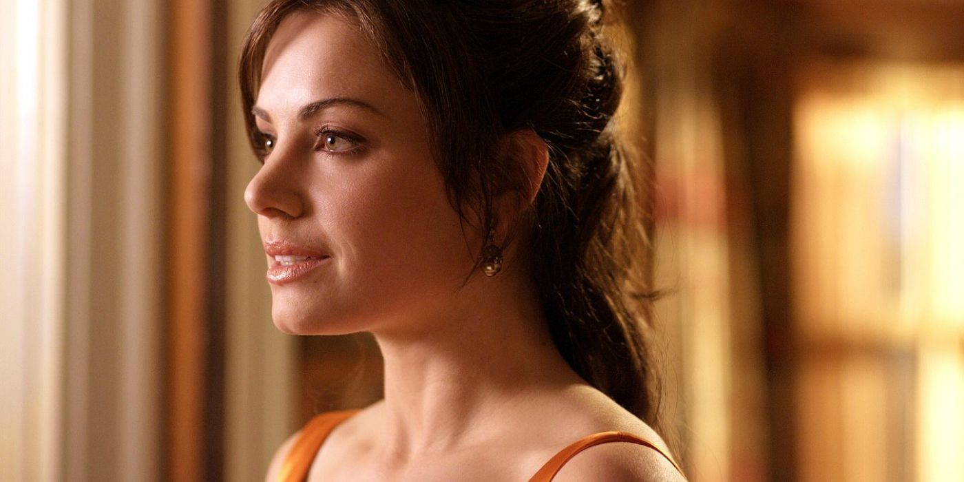 Erica Durance as Lois Lane in Smallville