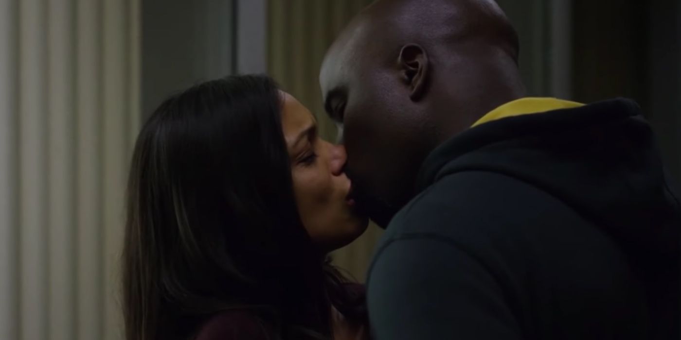 Luke Cage and Claire Temple kiss