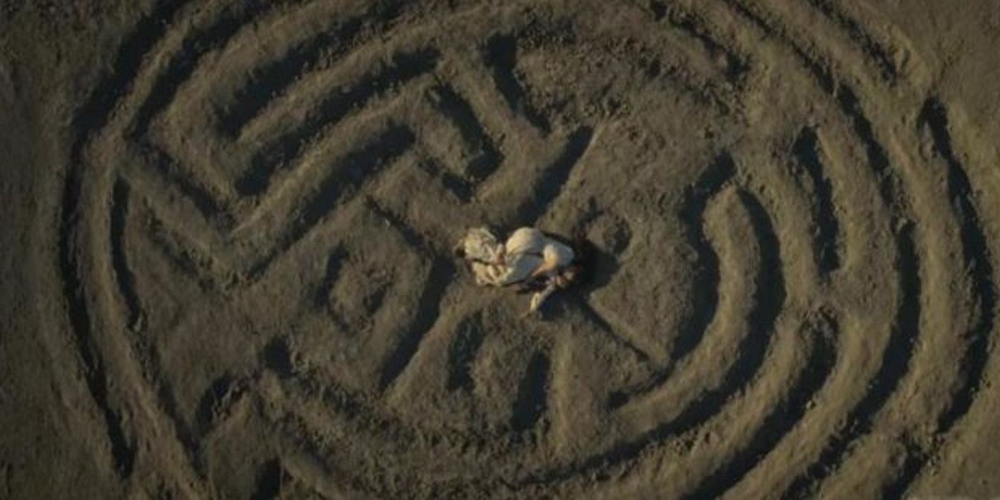 Maeve in the Westworld Maze