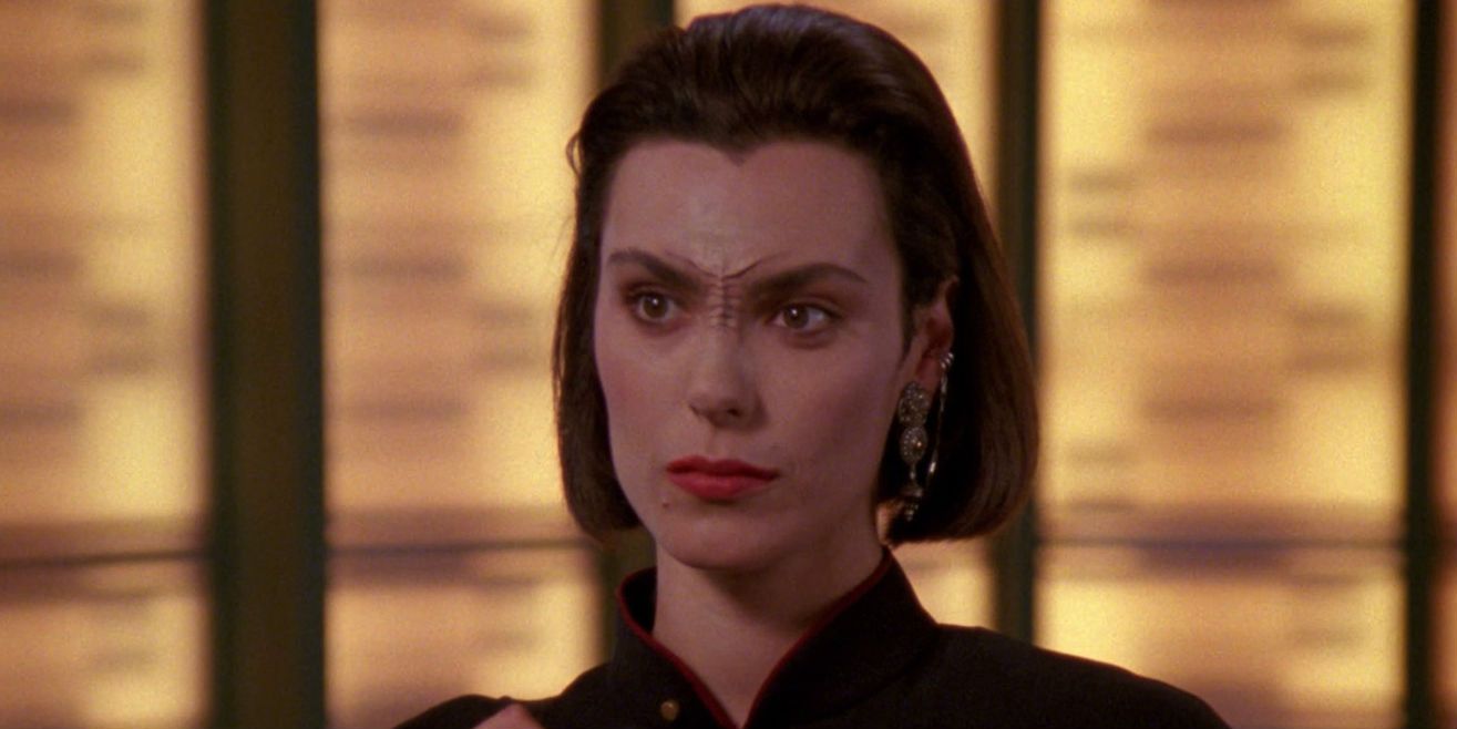 Michelle Forbes como Ro Laren em Star Trek The Next Generation