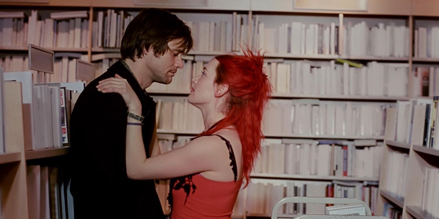 Eternal Sunshine of the Spotless Mind's Joel and Clementine hugging