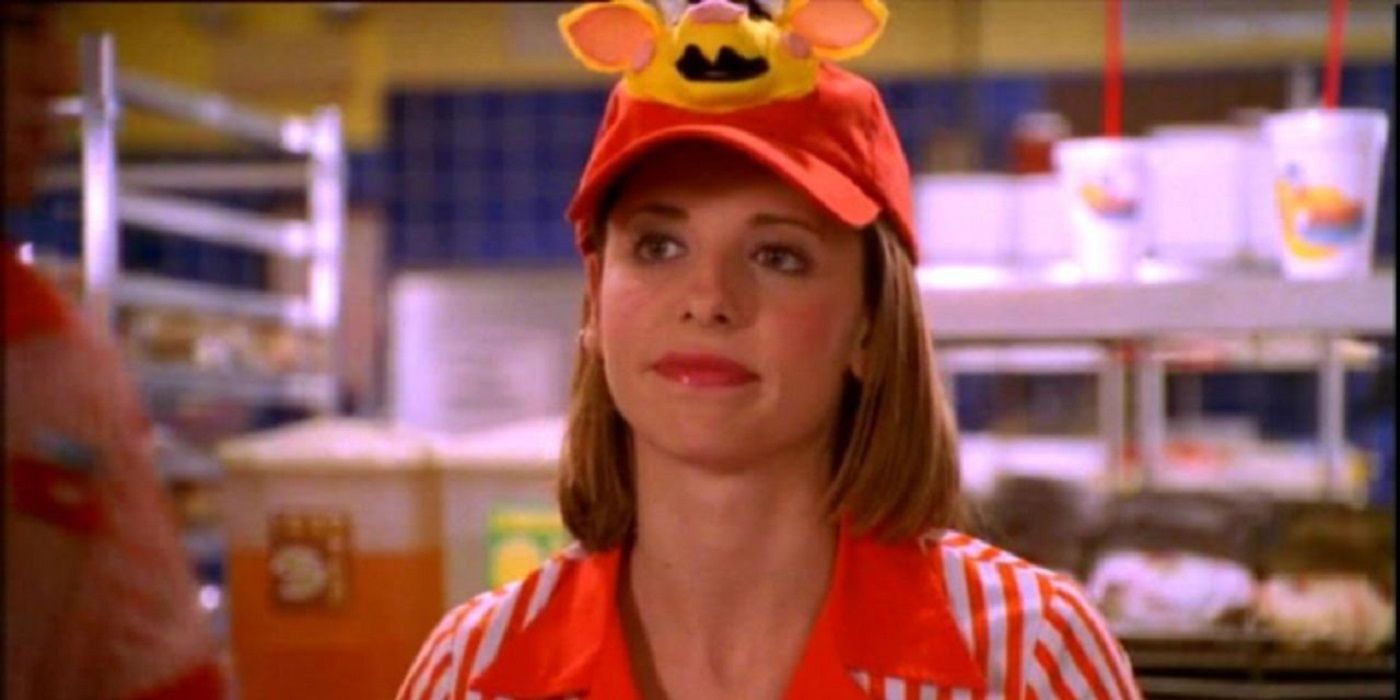 Sarah Michelle Gellar as Buffy working at Doublemeat Palace in Buffy the Vampire Slayer