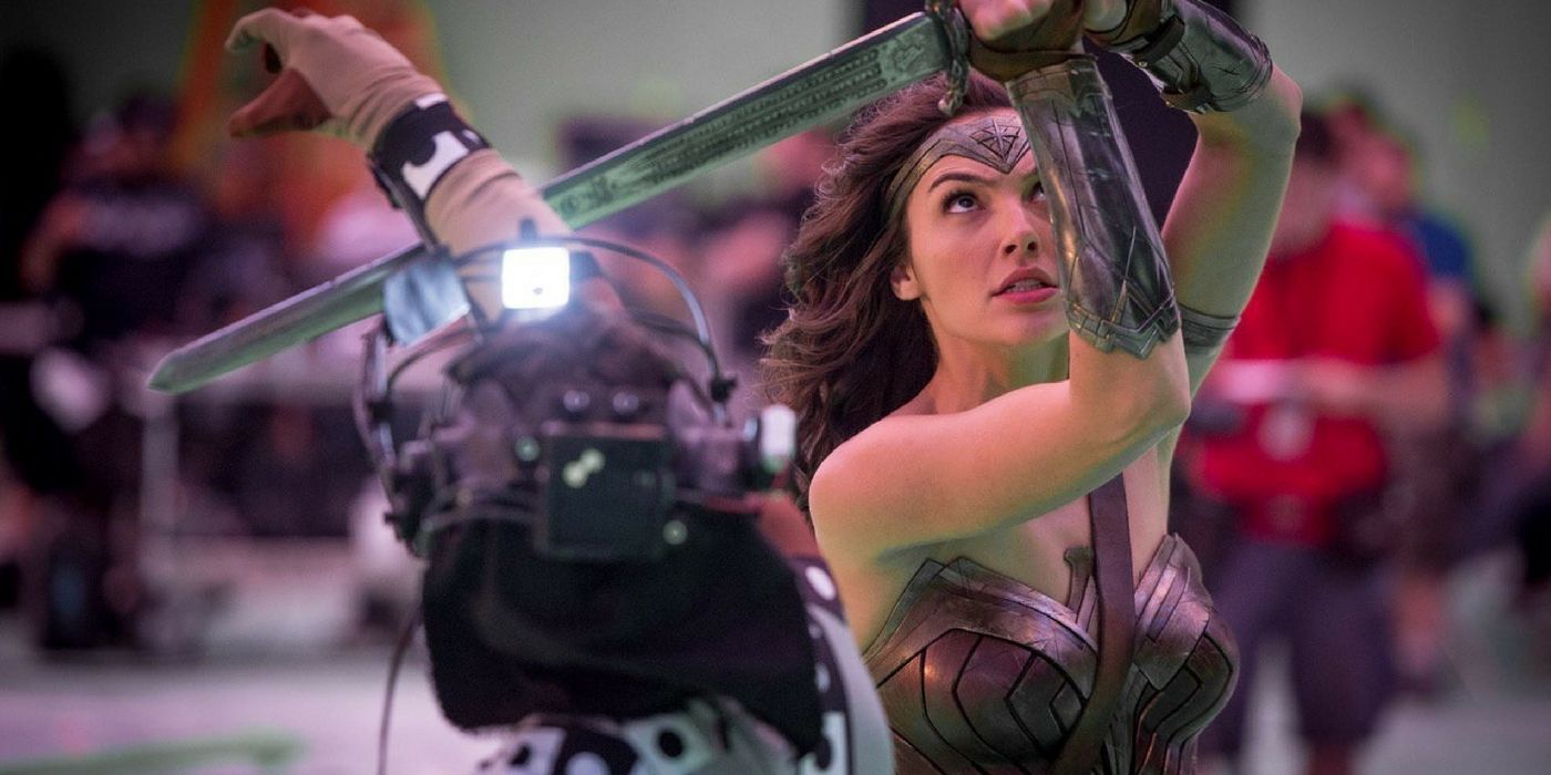 Wonder Woman - Gal Gadot Behind The Scenes Battle