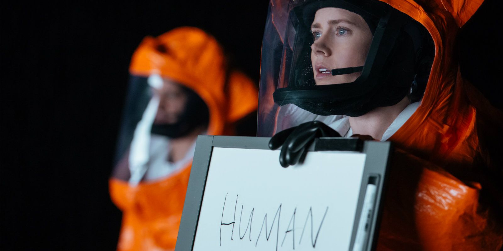 Arrival - Amy Adams with Human sign