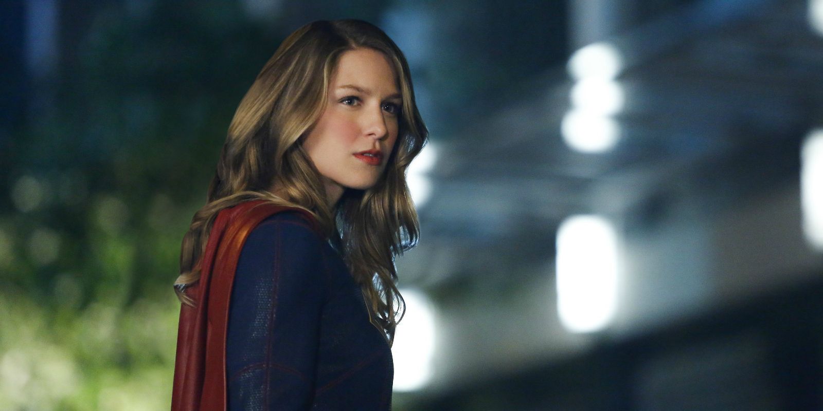 Supergirl is Ready to Fight in the Newest DCTV Crossover Poster