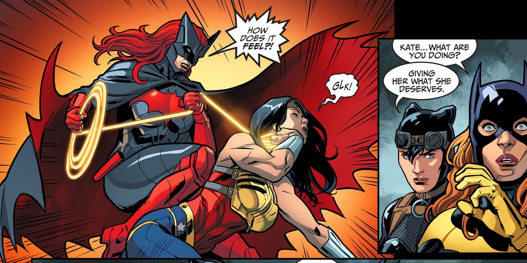 Batwoman strangles Wonder Woman during Injustice