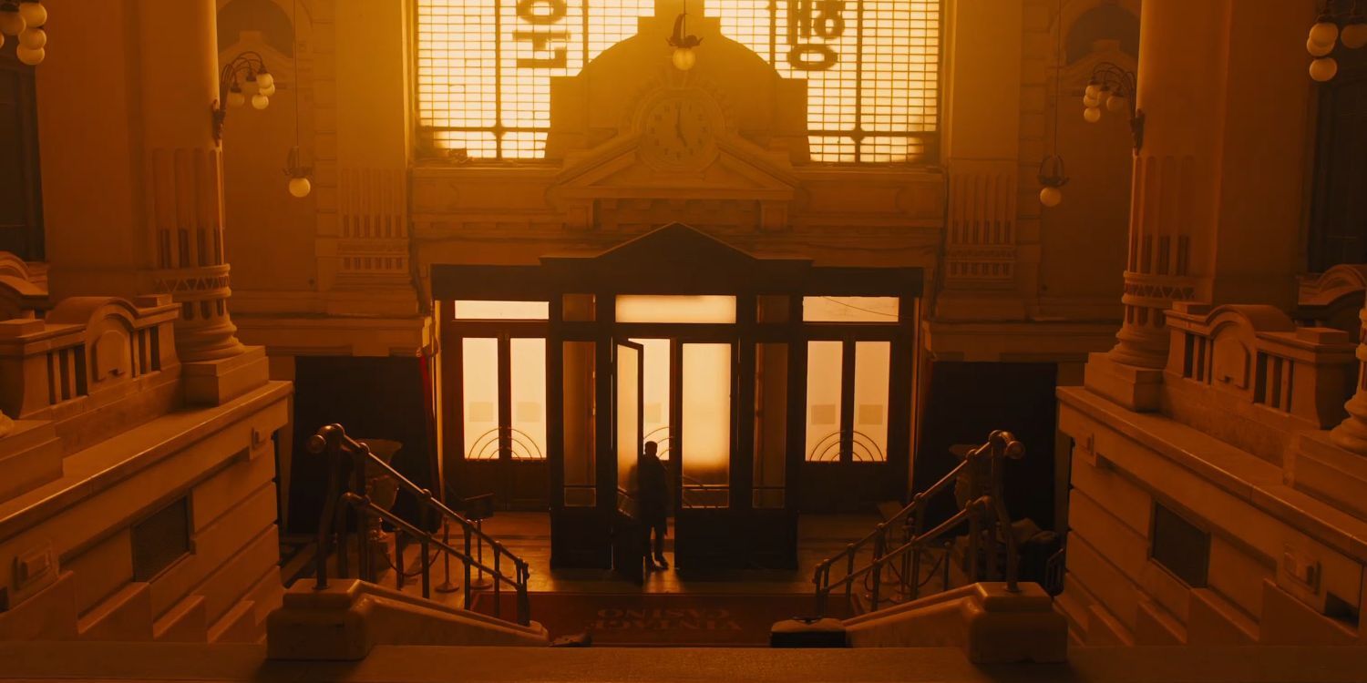 Blade Runner 2049 Trailer - Casino interior