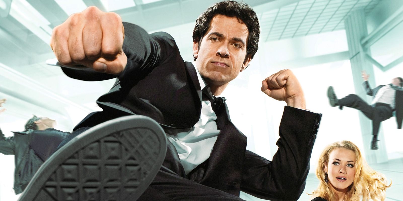 Zachary Levi Believes The Chuck Reboot Movie Is Finally Happening