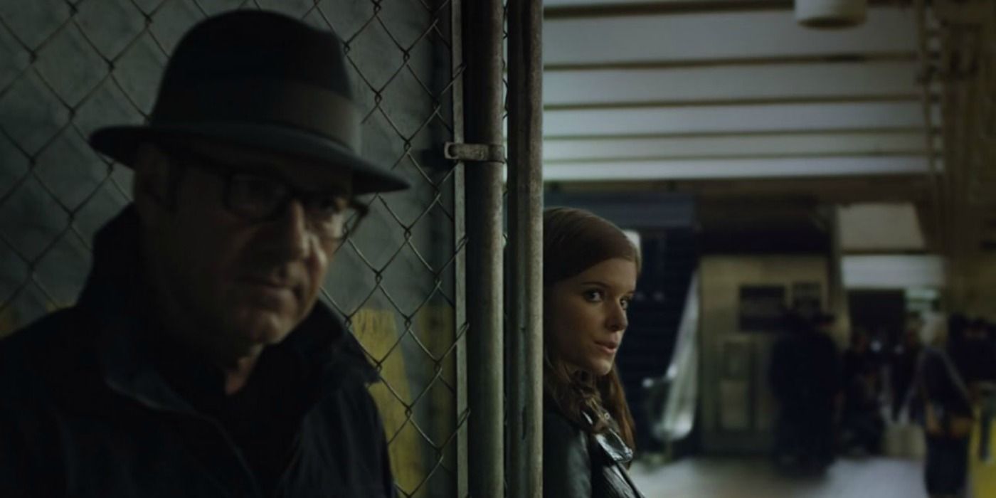 House Of Cards: 10 Things In The Show That Only Make Sense If You Read ...