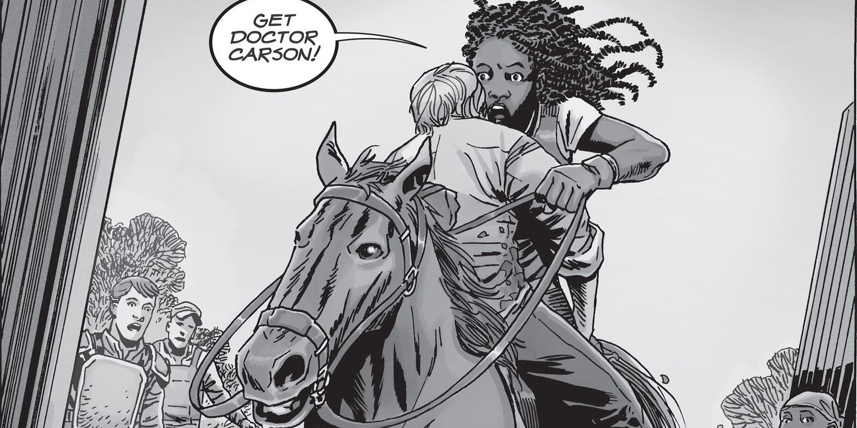 Michonne rides a horse to save Aaron in The Walking Dead comic